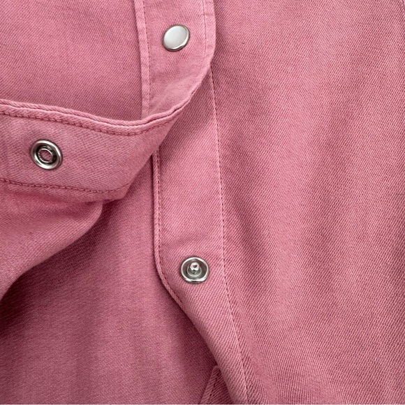 GAP FACTORY Denim Western Shirt Womens M Pink Pearl Snap Long Sleeve Top NEW - Picture 8 of 11